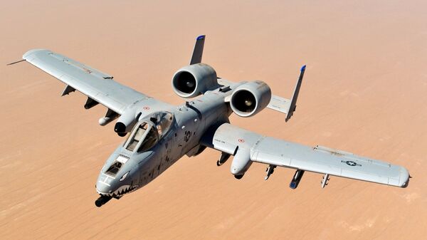 Самолет A-10 Thunderbolt II Самолет A-10 Thunderbolt II