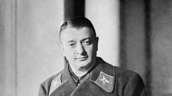 Маршал Советского Союза Михаил Николаевич Тухачевский (1893-1937) Маршал Советского Союза Михаил Николаевич Тухачевский (1893-1937)