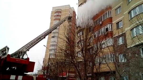 Кадры с места возгорания в многоквартирном жилом доме Красногорска Кадры с места возгорания в многоквартирном жилом доме Красногорска