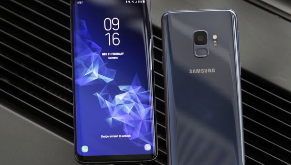 Телефоны Samsung Galaxy S9 Plus и Samsung Galaxy S9 Телефоны Samsung Galaxy S9 Plus и Samsung Galaxy S9