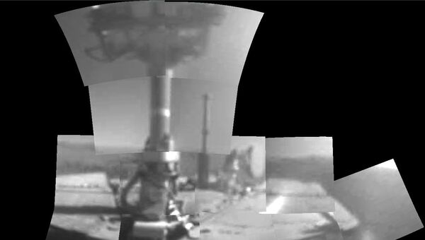 Ровер Opportunity сделал первую в жизни фотографию самого себя, отпраздновав таким образом 5000 день работы на поверхности Марса Ровер Opportunity сделал первую в жизни фотографию самого себя, отпраздновав таким образом 5000 день работы на поверхности Марса