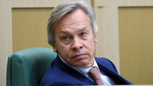 Член комитета Совета Федерации по обороне и безопасности Алексей Пушков Член комитета Совета Федерации по обороне и безопасности Алексей Пушков