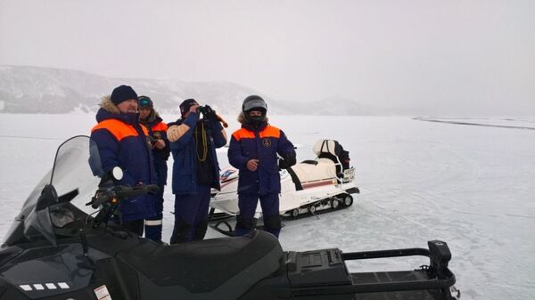 Спасение рыбаков-любителей в бухте Гертнера в Магаданской области. 4 марта 2018 Спасение рыбаков-любителей в бухте Гертнера в Магаданской области. 4 марта 2018