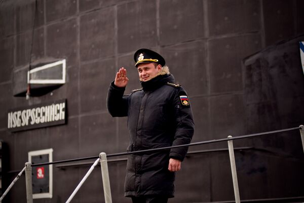 Старший помощник командира подлодки Новороссийск старший лейтенант Александр Дудукин Старший помощник командира подлодки Новороссийск старший лейтенант Александр Дудукин