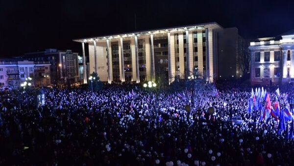Концерт-митинг, приуроченный к четвертой годовщине воссоединения Крыма с Россией в Краснодаре Концерт-митинг, приуроченный к четвертой годовщине воссоединения Крыма с Россией в Краснодаре