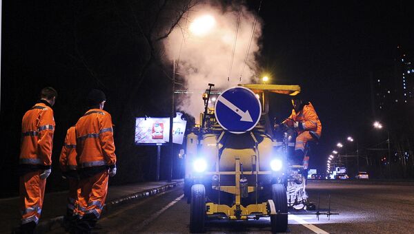 Работы по нанесению дорожной разметки термопластиком в Москве Работы по нанесению дорожной разметки термопластиком в Москве