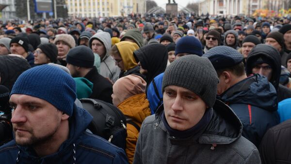 Митинг в память о жертвах пожара в ТЦ Зимняя вишня на площади Советов у здания администрации в Кемерово. 27 марта 2018 Митинг в память о жертвах пожара в ТЦ Зимняя вишня на площади Советов у здания администрации в Кемерово. 27 марта 2018