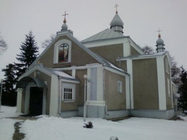 Крестовоздвиженский храм села Угринов Волынской области Крестовоздвиженский храм села Угринов Волынской области