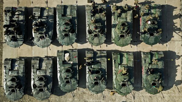 БМД-2 на армейском конкурсе Десантный взвод в Краснодарском крае БМД-2 на армейском конкурсе Десантный взвод в Краснодарском крае
