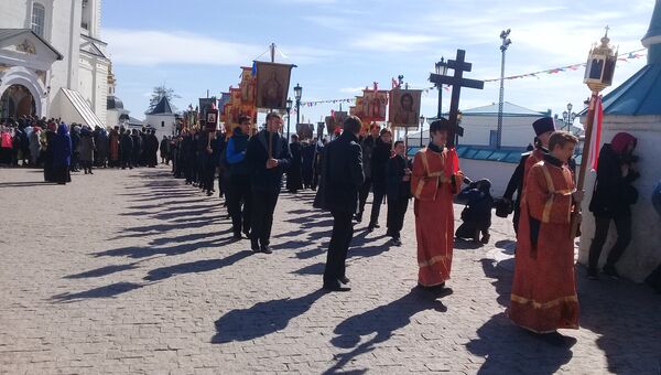 Крестный ход в честь открытия музея семьи Николая II в Тобольске Крестный ход в честь открытия музея семьи Николая II в Тобольске