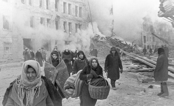 Жители блокадного Ленинграда Жители блокадного Ленинграда