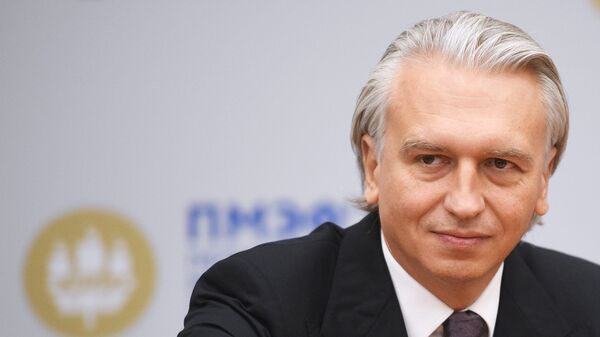 Генеральный директор ПАО Газпром нефть Александр Дюков на Петербургском международном экономическом форуме. 25 мая 2018 Генеральный директор ПАО Газпром нефть Александр Дюков на Петербургском международном экономическом форуме. 25 мая 2018