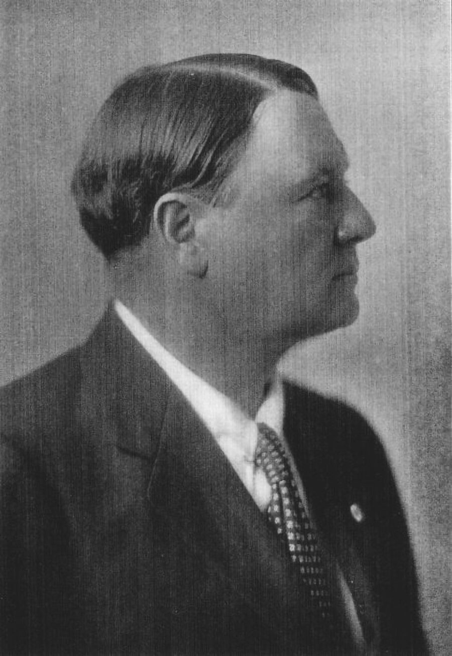Альфред Хармсворт, 1-й виконт Нортклифф Альфред Хармсворт, 1-й виконт Нортклифф