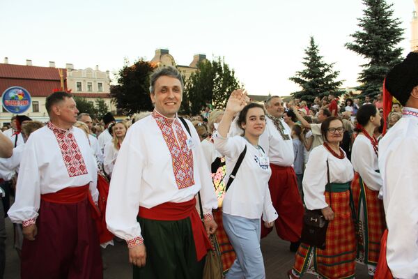 Финал XII Республиканского фестиваля национальных культур в белорусском Гродно Финал XII Республиканского фестиваля национальных культур в белорусском Гродно