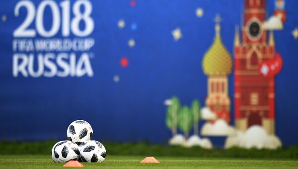 Во время тренировки игроков сборной Ирана перед матчами чемпионата мира по футболу 2018 Во время тренировки игроков сборной Ирана перед матчами чемпионата мира по футболу 2018