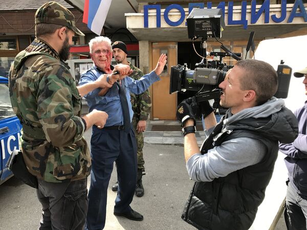 Югославский Актер Гойко Митич во время съемок фильма Балканский рубеж Югославский Актер Гойко Митич во время съемок фильма Балканский рубеж