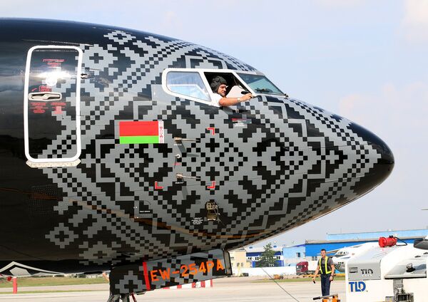 Belavia Airlines, Boeing 737-300 Belavia Airlines, Boeing 737-300