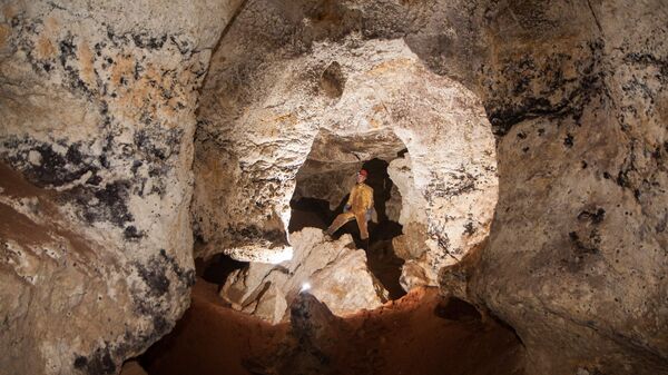 Ученые пробурили новый вход в пещеру "Таврида" в Крыму