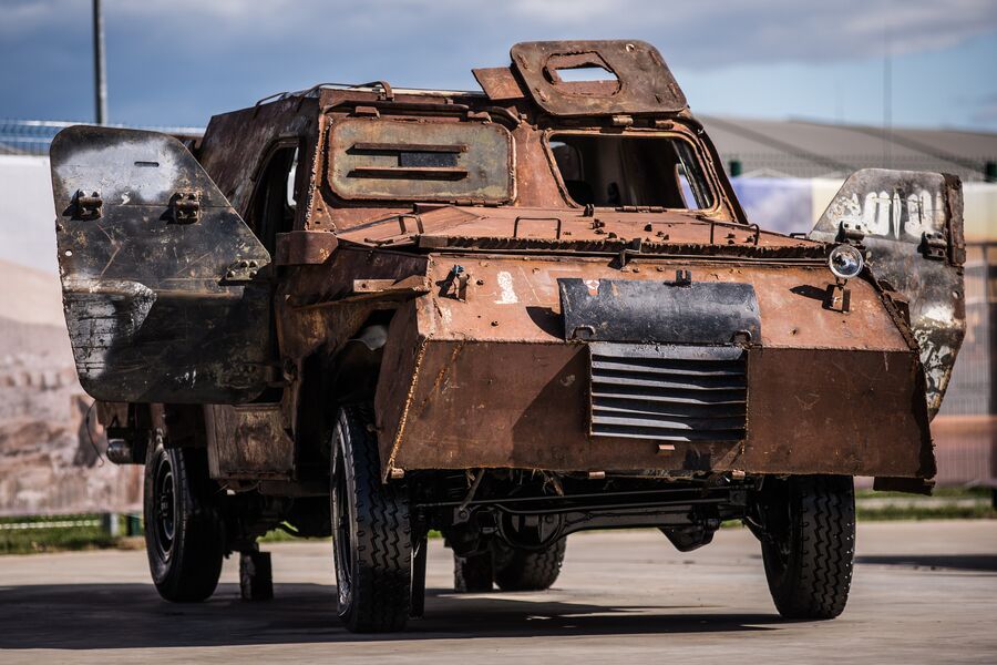 «Шахид-мобиль» на базе внедорожника Toyota Land Cruser «Шахид-мобиль» на базе внедорожника Toyota Land Cruser