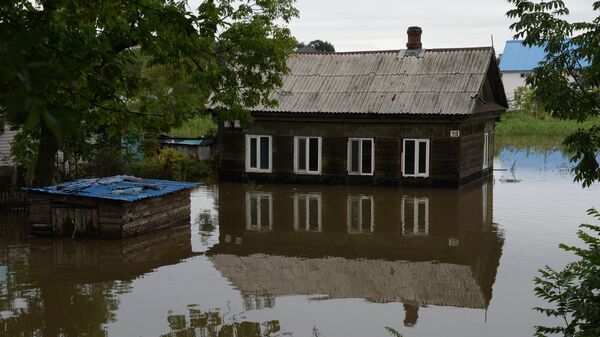 Здание, затопленное в результате паводка, в Уссурийске. 27 августа 2018 Здание, затопленное в результате паводка, в Уссурийске. 27 августа 2018