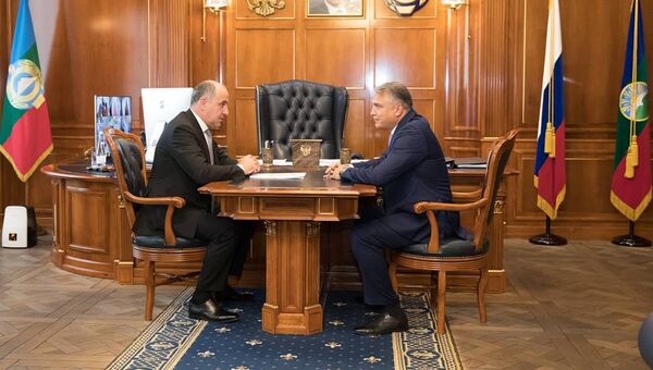 Встреча главы республики Рашида Темрезова с полпредом президента России в СКФО Александром Матовниковым Встреча главы республики Рашида Темрезова с полпредом президента России в СКФО Александром Матовниковым