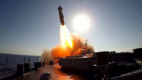 Кадры совместных учений в Средиземном море ВМФ и ВКС России Кадры совместных учений в Средиземном море ВМФ и ВКС России