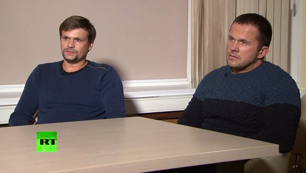 Александр Петров и Руслан Боширов во время интервью с главным редактором МИА Россия сегодня и телеканала RT Маргаритой Симоньян Александр Петров и Руслан Боширов во время интервью с главным редактором МИА Россия сегодня и телеканала RT Маргаритой Симоньян
