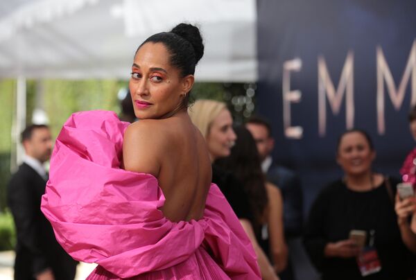 Трэйси Эллис Росс прибывает на 70-ю церемонию вручения награды Primetime Emmy Awards в Лос-Анджелесе Трэйси Эллис Росс прибывает на 70-ю церемонию вручения награды Primetime Emmy Awards в Лос-Анджелесе