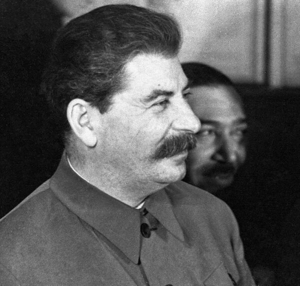 Генеральный секретарь ЦК ВКП(б) Иосиф Сталин Генеральный секретарь ЦК ВКП(б) Иосиф Сталин