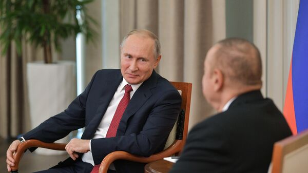 Президент РФ Владимир Путин и президент Азербайджана Ильхам Алиев. Архивное фото Президент РФ Владимир Путин и президент Азербайджана Ильхам Алиев. Архивное фото