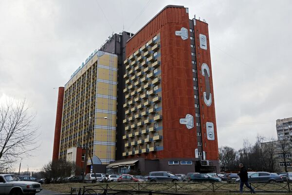 Роспись на стенах гостиницы Карелия в Красногвардейском районе Санкт-Петербурга Роспись на стенах гостиницы Карелия в Красногвардейском районе Санкт-Петербурга