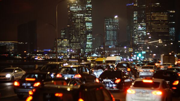 Пробки в Москве в среду вечером достигли девяти баллов