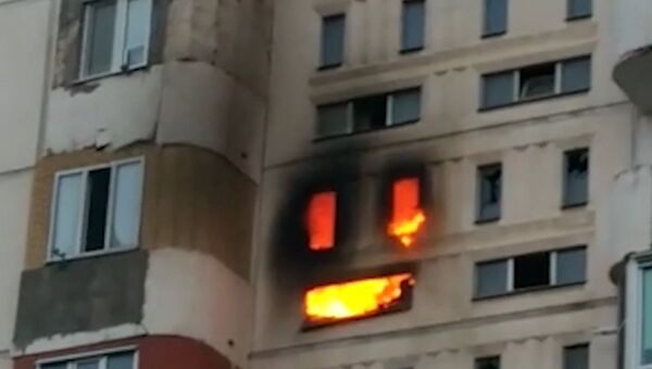 Не дам смерти забрать любимых!: дагестанец спас из пожара жену и ребенка через крышу многоэтажки Не дам смерти забрать любимых!: дагестанец спас из пожара жену и ребенка через крышу многоэтажки
