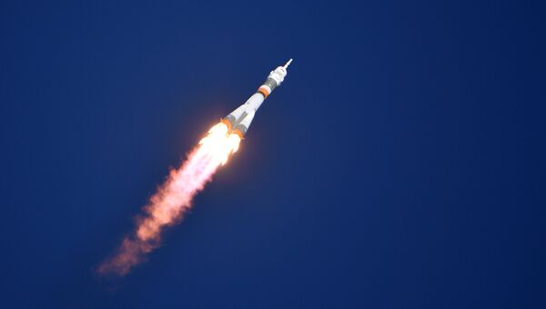Старт ракеты-носителя Союз-ФГ с пилотируемым кораблем Союз МС-10 Старт ракеты-носителя Союз-ФГ с пилотируемым кораблем Союз МС-10