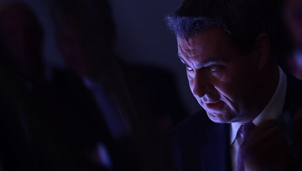 Премьер-министр Баварии Маркус Зёдер в штаб-квартире ХСС в баварском ландтаге. 14 октября 2018 Премьер-министр Баварии Маркус Зёдер в штаб-квартире ХСС в баварском ландтаге. 14 октября 2018