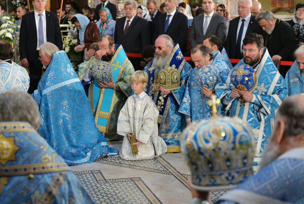 Освящение Минского храма-памятника во имя Всех святых и в память о жертвах, спасению Отечества нашего послуживших (Всехсвятской церкви) Освящение Минского храма-памятника во имя Всех святых и в память о жертвах, спасению Отечества нашего послуживших (Всехсвятской церкви)