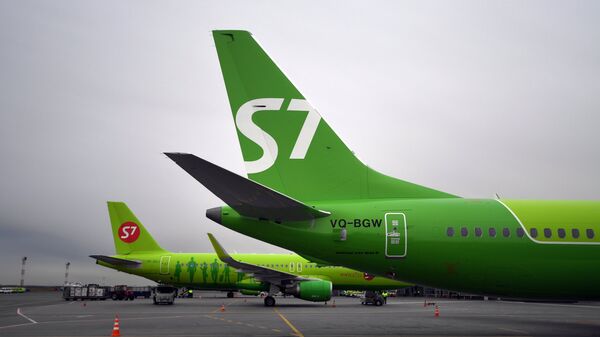 Самолет Boeing авиакомпании S7 Самолет Boeing авиакомпании S7