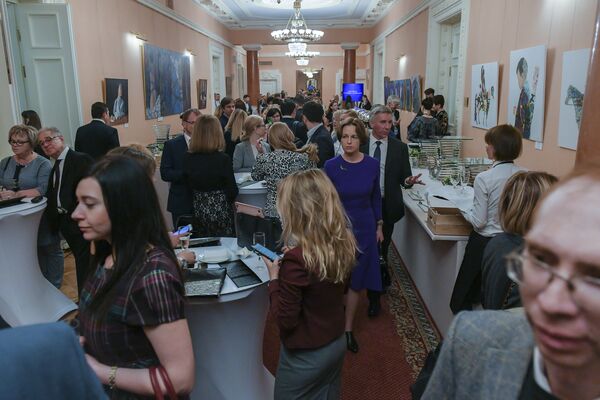 Гости перед церемонией вручения XVI Премии Топ-1000 российских менеджеров Гости перед церемонией вручения XVI Премии Топ-1000 российских менеджеров