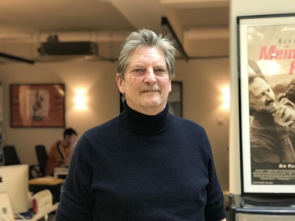 Британский режиссер Андре Сингер Британский режиссер Андре Сингер