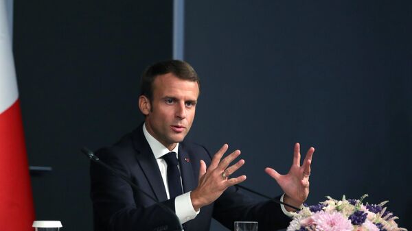 Президент Франции Эммануэль Макрон на пресс-конференции по итогам саммита по Сирии. 27 октября 2018 Президент Франции Эммануэль Макрон на пресс-конференции по итогам саммита по Сирии. 27 октября 2018