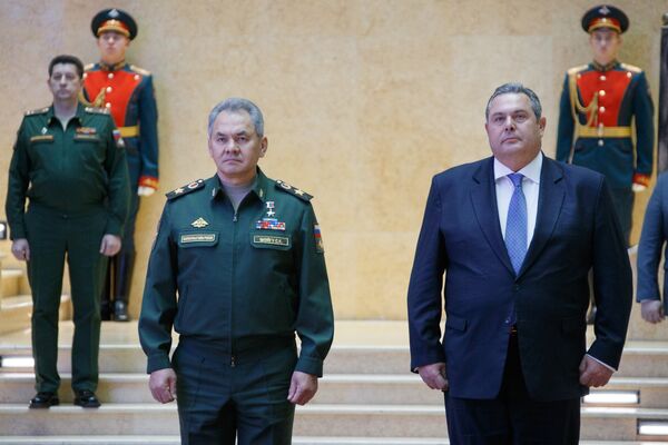 Министр обороны РФ Сергей Шойгу на встрече с министром обороны Греции Паносом Камменосом. 29 октября 2018 Министр обороны РФ Сергей Шойгу на встрече с министром обороны Греции Паносом Камменосом. 29 октября 2018