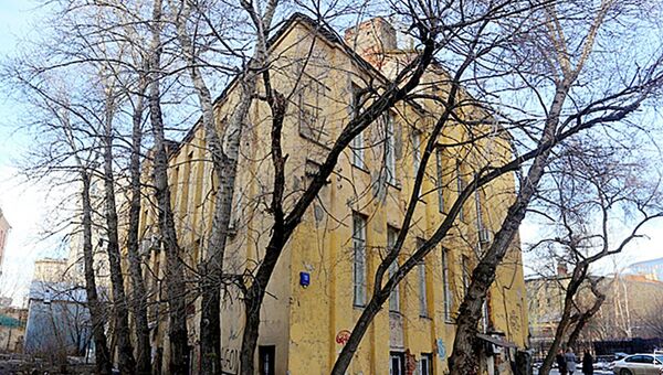 Бывшая контора Новосухаревского рынка в Красносельском районе Москвы Бывшая контора Новосухаревского рынка в Красносельском районе Москвы