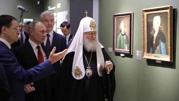 Владимир Путин посетил выставку Сокровища музеев России. 4 ноября 2018 Владимир Путин посетил выставку Сокровища музеев России. 4 ноября 2018