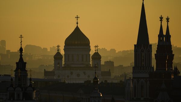 Вид на Храм Христа Спасителя со смотровой площадки Центрального детского мира в Москве Вид на Храм Христа Спасителя со смотровой площадки Центрального детского мира в Москве