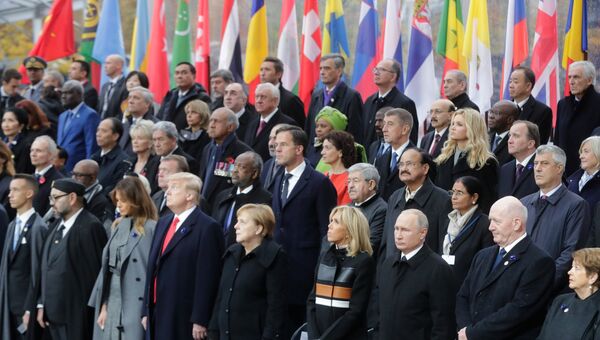 Президент РФ Владимир Путин на мемориальной церемонии у Триумфальной арки в Париже по случаю 100-летия окончания Первой мировой войны. 11 ноября 2018 Президент РФ Владимир Путин на мемориальной церемонии у Триумфальной арки в Париже по случаю 100-летия окончания Первой мировой войны. 11 ноября 2018