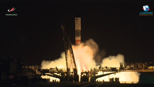 Скриншот видео запуска грузового корабля Прогресс МС-10 ракетой-носителем Союз-ФГ. 16 ноября 2018 Скриншот видео запуска грузового корабля Прогресс МС-10 ракетой-носителем Союз-ФГ. 16 ноября 2018