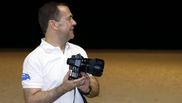 Председатель правительства РФ Дмитрий Медведев во время прогулки в Порт-Морсби. 16 ноября 2018 Председатель правительства РФ Дмитрий Медведев во время прогулки в Порт-Морсби. 16 ноября 2018
