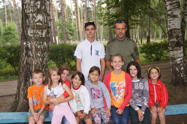Семья Соловьевых в полном составе Семья Соловьевых в полном составе