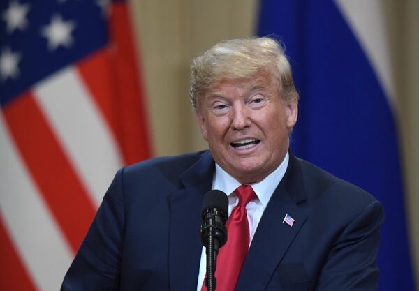 Дональд Трамп на встрече с президентом России Владимиром Путиным в Хельсинки Дональд Трамп на встрече с президентом России Владимиром Путиным в Хельсинки
