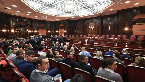 Перед заседанием Конституционного суда РФ по делу об административной границе между Чечней и Ингушетией. 27 ноября 2018 Перед заседанием Конституционного суда РФ по делу об административной границе между Чечней и Ингушетией. 27 ноября 2018